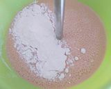 Foto del paso 7 de la receta: Bizcocho con pepitas de chocolate