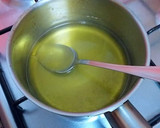 Foto del paso 12 de la receta: Tarta de queso, limón y vainilla con glaseado de pasas al ron