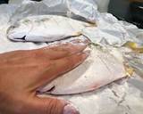 Fried Whole Pompano (Pomfret) recipe step 3 photo