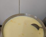 Foto langkah ke 3 dari resep Puding Nutrijel Leci Telur Manis Lembut.