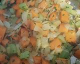 A picture of step 3 of Chickpea vegetable sauce.