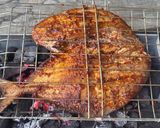 Foto langkah ke 3 dari resep Ikan Dorang Bakar | Olesan Bakaran.