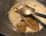 A picture of step 2 of Simple Chicken Stew: Bong Style.