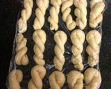 A picture of step 5 of Twisted donuts.