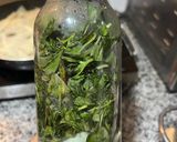 Hình bước làm 4 của món Lẩu Gà Lá É Măng Chua Ăn Kèm Các Loại Nấm