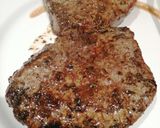 Foto langkah ke 6 dari resep Beef Steak Saus Jamur Ala Rumahan.