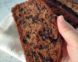 Foto del paso 9 de la receta: Banana bread {con mantequilla de cacahuete, chocolate y nueces}