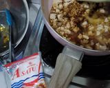 Foto langkah ke 3 dari resep Ayam Cincang Kecap Isian Bakpao Roti.