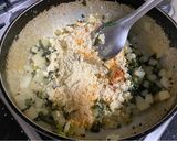 A picture of step 7 of Radish Curry with leaves.