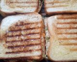 A picture of step 4 of Oats veggies sandwich.