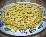 Foto del paso 6 de la receta: Crepes salados rellenos de pollo con salsa de cebolla y pimiento
