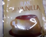 Foto del paso 1 de la receta: Vaini flan con crema y frutillas🍓