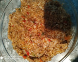 Foto del paso 7 de la receta: Pimientos rellenos de carne y arroz con queso rallado