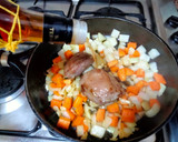 Foto del paso 4 de la receta: Carrillera de cerdo en salsa de cerveza