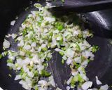 ગ્રીન ગાર્લિક તવા પુલાવ (Green Garlic Tawa Pulao Recipe In Gujarati) રેસીપી સ્ટેપ3ફોટો