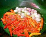 Foto langkah ke 2 dari resep SAMBAL BAWANG PEDAS NAMPOL [ala sambal bu rudi].