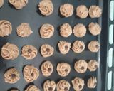 Foto langkah ke 2 dari resep Semprit Coklat Super Simple Anti Gagal 3bahan No Mixer.