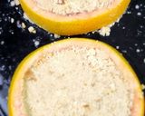 Foto del paso 3 de la receta: Pomelo caramelizado con base de galletita y chocolate blanco