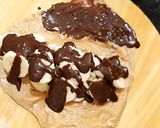 બનાના ચોકલેટ ચપાટી રોલ (Banana Chocolate Chapati Roll Recipe In Gujarati) રેસીપી સ્ટેપ2ફોટો