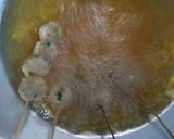 Foto langkah ke 5 dari resep Cilok Goreng Telur.