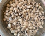 A picture of step 1 of Beans stew.