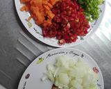 Foto del paso 1 de la receta: Cazueleta de salchichas!