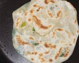Foto langkah ke 9 dari resep 🇨🇳Chinese Scallion Pancake/Cong You Bing.