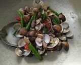 清炒蛤蜊【豆豆愛的料理】的食譜步驟4照片