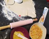 A picture of step 1 of Creamy Chicken pie.