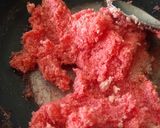 A picture of step 1 of Steamed tomato rava kachori.