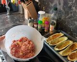 Une image de l'étape 2 de 12• Aubergine farcie à l'agneau- Riz pilaf+Recette boulette 0 gâchis.