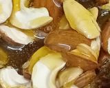 ડ્રાયફ્રુટ ચીક્કી (Dryfruit Chikki Recipe In Gujarati) રેસીપી સ્ટેપ5ફોટો