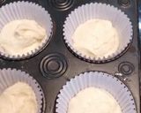 Foto del paso 2 de la receta: Muffins de vainilla con trozos de piña