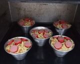 Foto langkah ke 4 dari resep Muffin Mie Gurih.