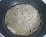 A picture of step 1 of मसाला पापड़ (Masala Papad).