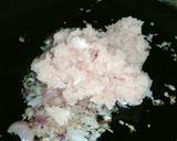 A picture of step 2 of Quick Tawa qeema.