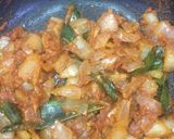 A picture of step 5 of Paneer Pollichathu.
