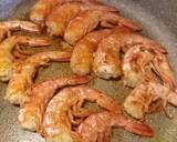 Pan fried king prawns with paprika and lemon recipe step 2 photo