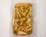 Foto del paso 1 de la receta: Solomillos de pollo marinados con especias y limón