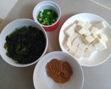 Hình bước làm 1 của món Canh Miso truyền thống
