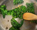 Une image de l'étape 2 de Riz façon bibimpap au boeuf et à la citronnelle.