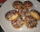 Foto langkah ke 6 dari resep Donat lembut dengan white ring.