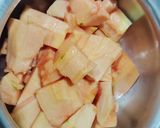 A picture of step 1 of Papaya Jelly.