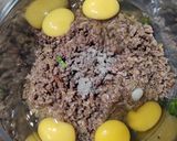 Foto langkah ke 3 dari resep Martabak Telur + Kuah Cocolan.