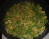 Foto del paso 3 de la receta: Calabacines con guisantes