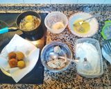 Foto del paso 5 de la receta: Bolitas de merluza, crema de anchoas y sofrito de verduras
