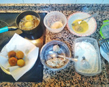 Foto del paso 5 de la receta: Bolitas de merluza, crema de anchoas y sofrito de verduras