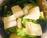 A picture of step 2 of Avocado cheese dip.