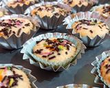Foto langkah ke 4 dari resep Bolu Kering Cup Mini.