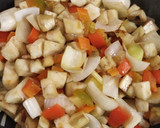 Foto del paso 2 de la receta: Macarrones con pisto y soja texturizada